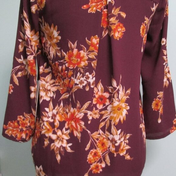 NWT Daniel Rainn Burgundy Floral 3/4 Sleeve Split-neck Chiffon Top-PXS - Picture 4 of 16